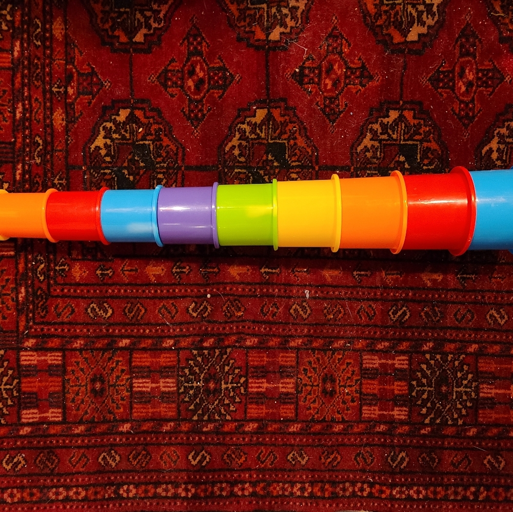 Stacking cups - Picture 2 of 2